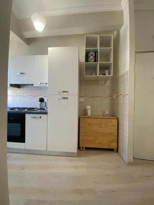 Luminoso Monolocale A 2 Passi Dalla Metro A Apartman Róma Kültér fotó