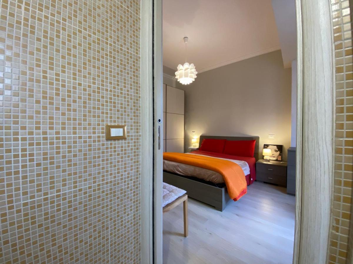 Luminoso Monolocale A 2 Passi Dalla Metro A Apartman Róma Kültér fotó